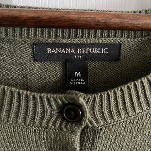 Banana Republic Army Green Sweater M
